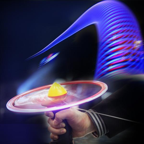 Alien's Flying Object - Flash Flyer Magic Disc for Kids - MekMart