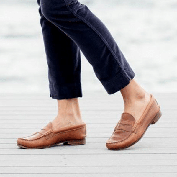 Women Vintage Slip On Loafers Low Heel PU Leather Loafers