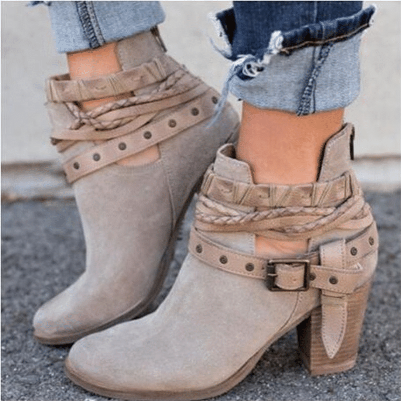 2020 Women's Retro Fashion Round Toe Comfortable Short Boots