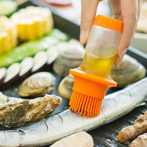 One-Push Silicone Cooking Oil Brush - MekMart